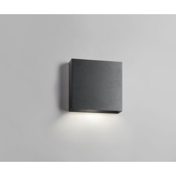 Light-Point LED-Wandleuchte COMPACT 15x15cm (down) 3000K schwarz 256341